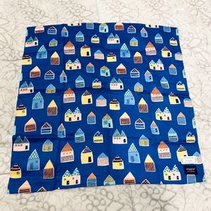 NWOT Kippis Scent of Scandinavia tiny houses scarf
